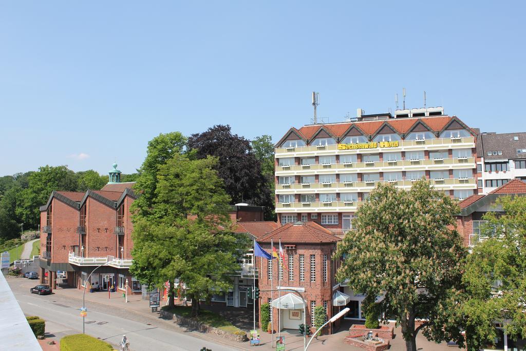 Sachsenwald Hotel ラインベーク エクステリア 写真