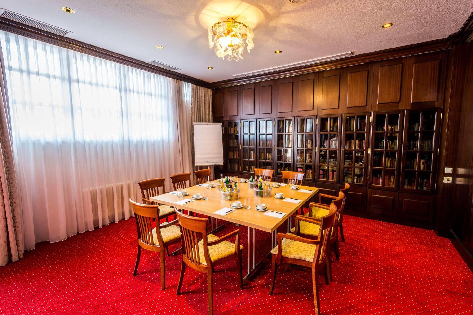 Sachsenwald Hotel ラインベーク エクステリア 写真